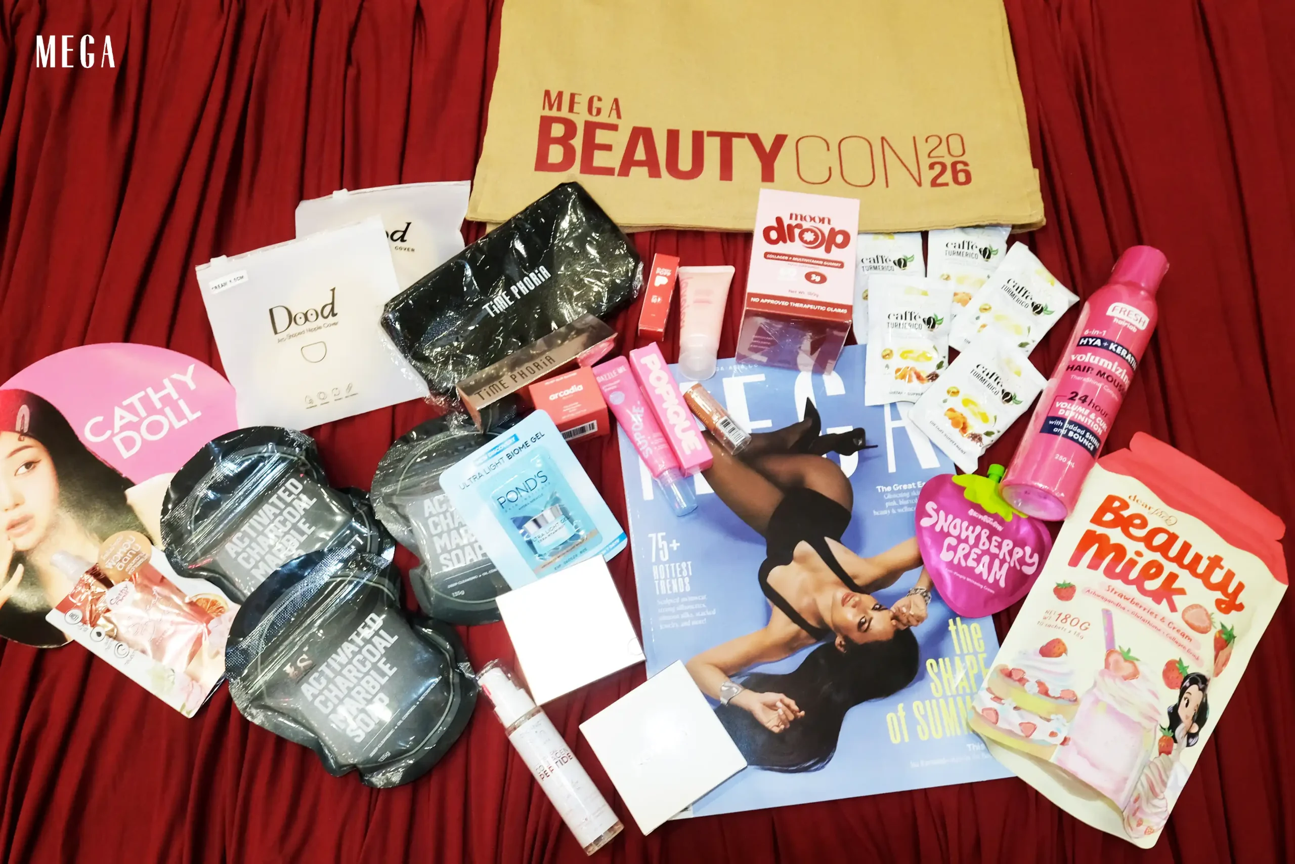 Inside the MEGA Beauty Bag