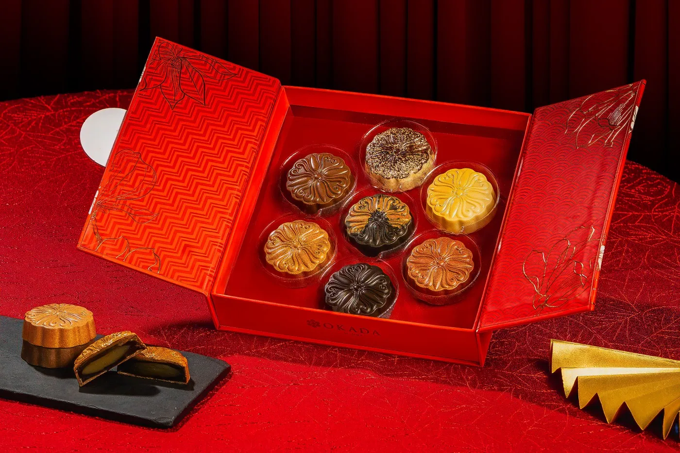 Okada Manila Mooncakes