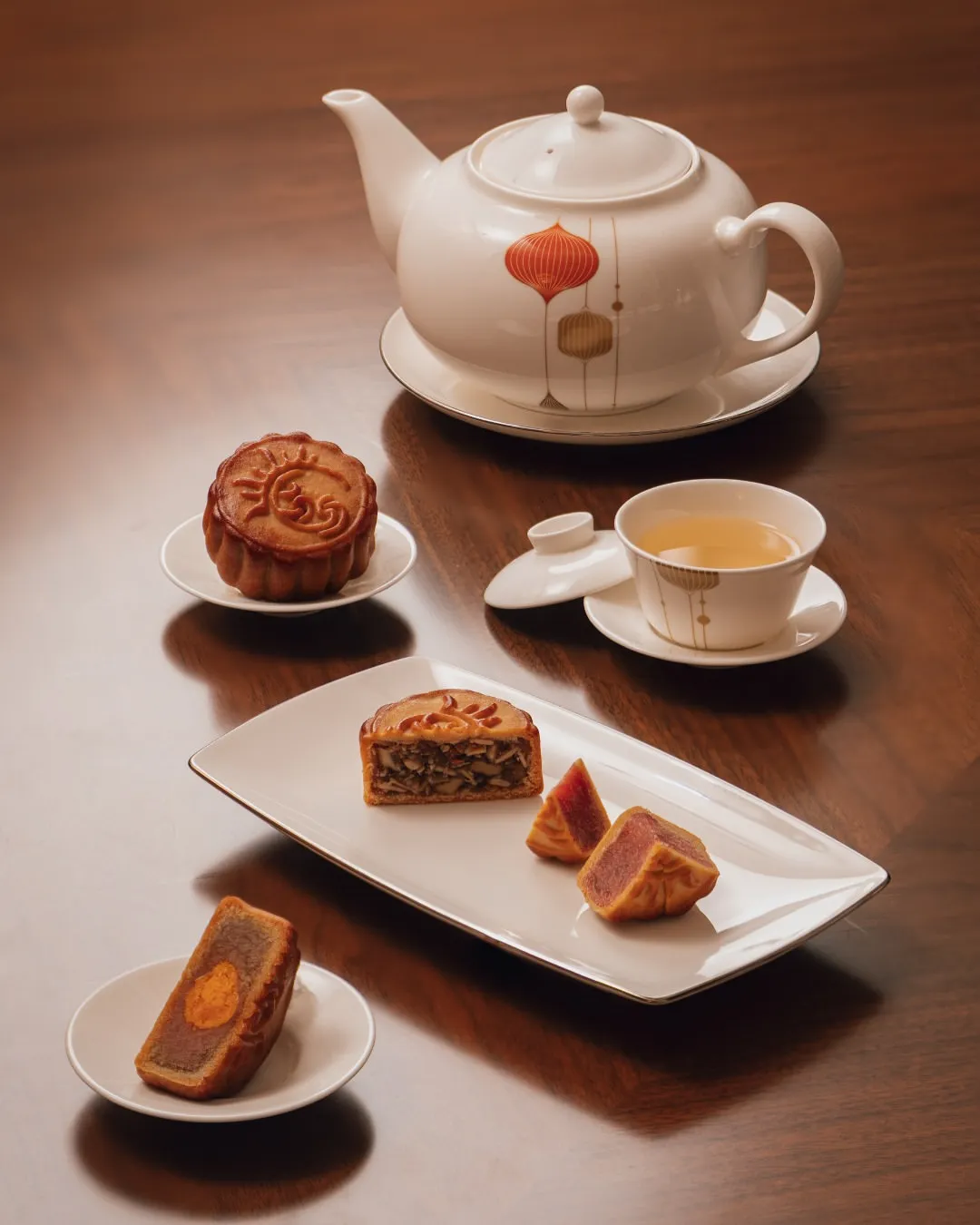 Solaire's cantonese-style mooncakes