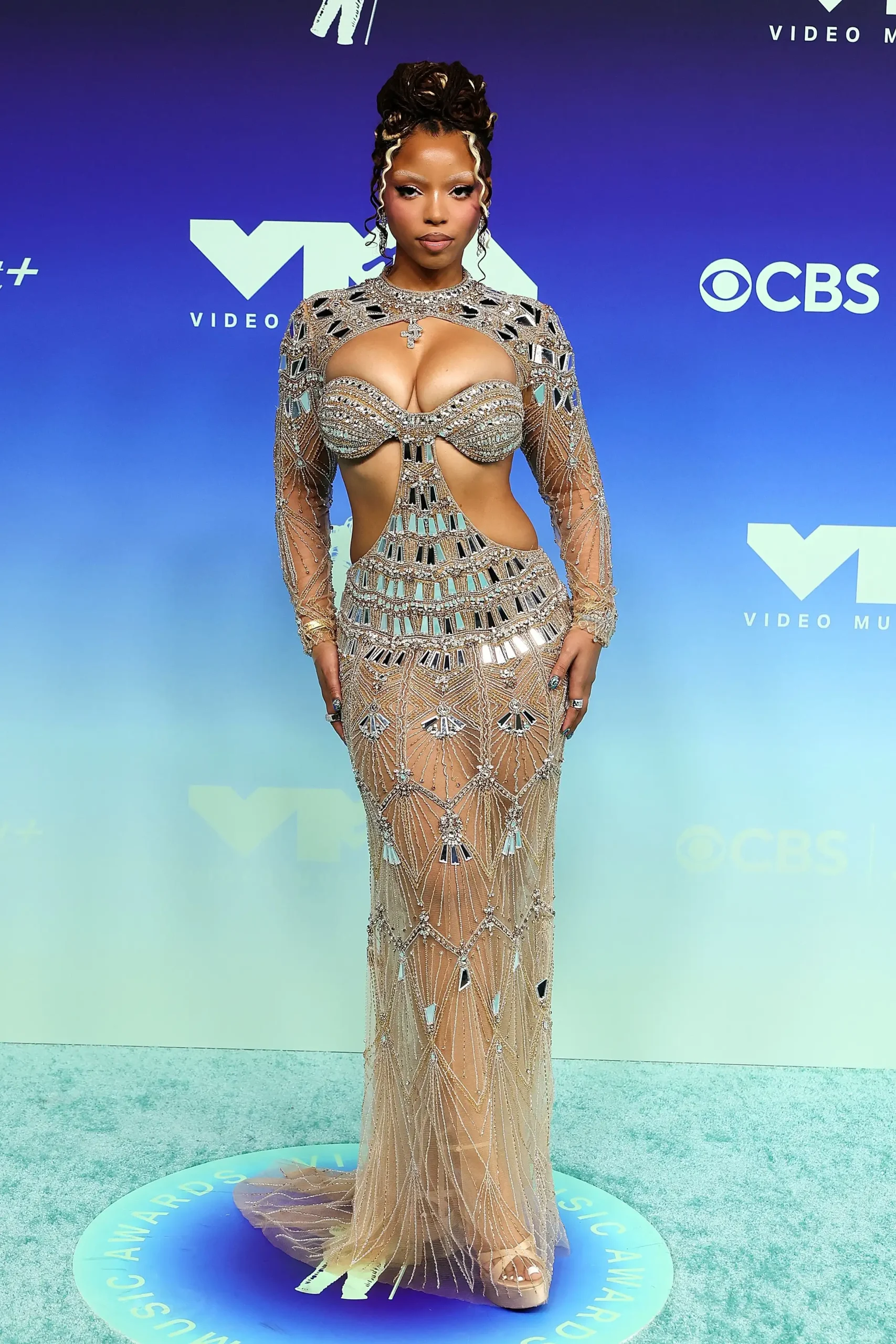 Chloe bailey in idan cohen at the vmas 2026