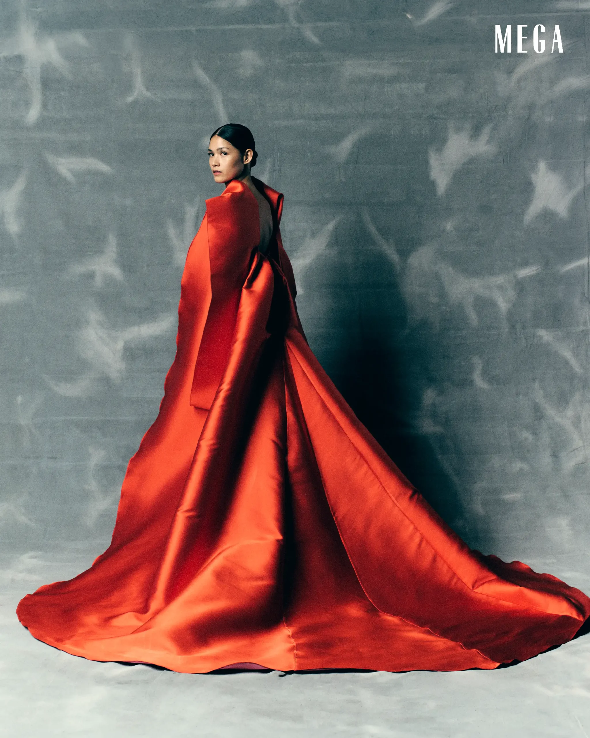ARCHIVO's final look by Rajo Laurel at Fashion Week Asia